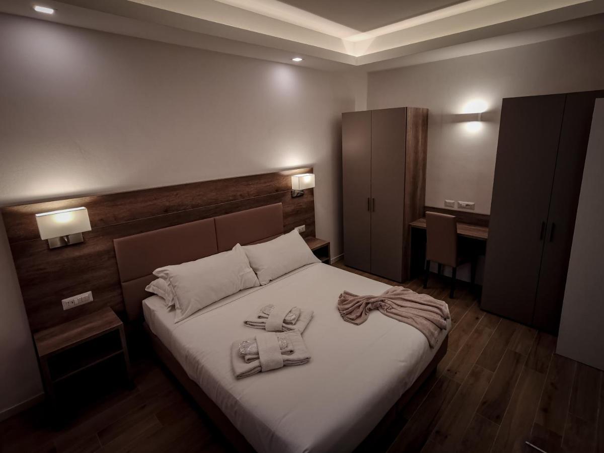 L Arche Comfort & Relax Brown Home Di Via Varesina Милан Экстерьер фото